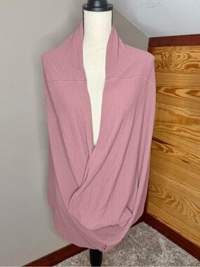 Lululemon Vinyasa Scarf Crinkle Spanish Rose Pink Snap Up Wrap Cardigan W9BTZS